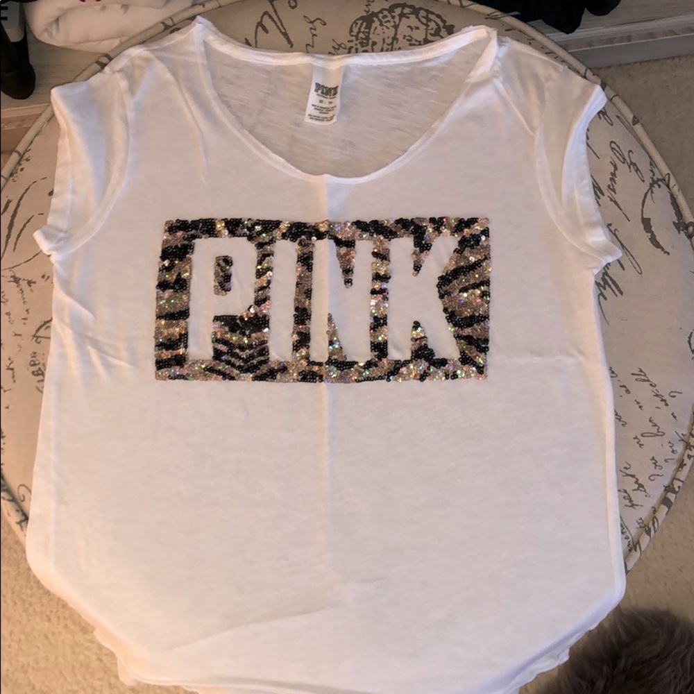 VS Pink XS sequined t-shirt
